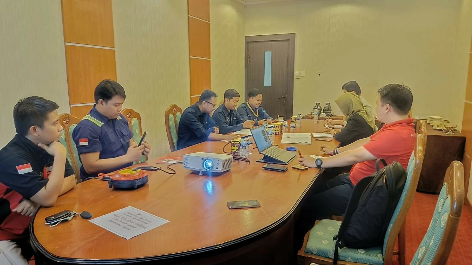 Rapat koordinasi proyek PT PKT